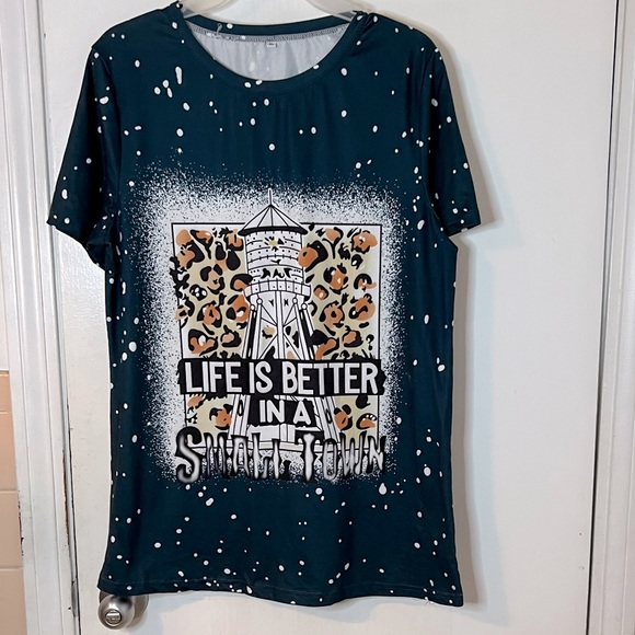 Super soft new graphic T-shirt - Picture 1 of 3